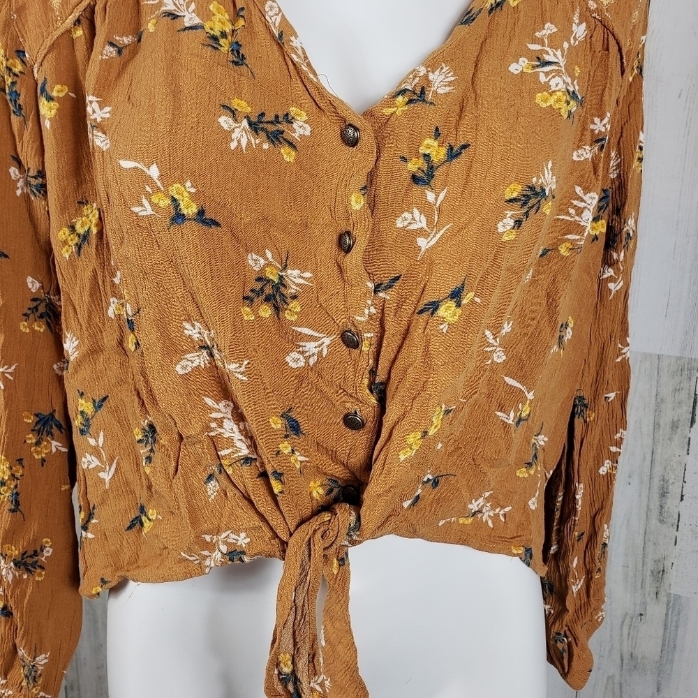 Rewind floral long sleeve front tie top size XL - Picture 3 of 8
